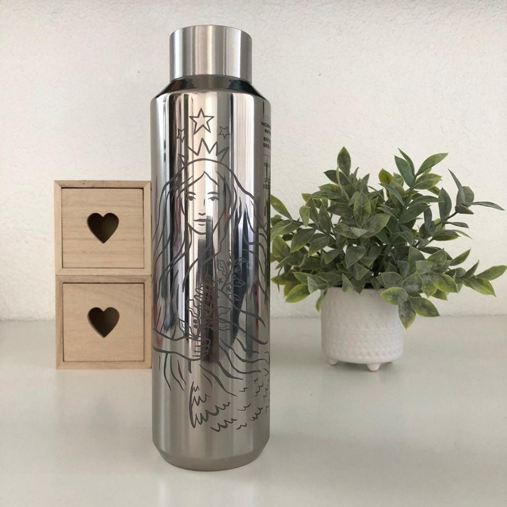 Starbucks Siren Mermaid Water